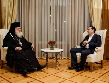 Πάρτυ στο twitter: Πατήρ Αλέξιος Τσίπρας ο μνημονιοσχίστης (φωτο)